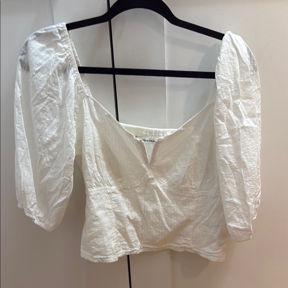 Abercrombie and Fitch Puff Sleeve Crop Top